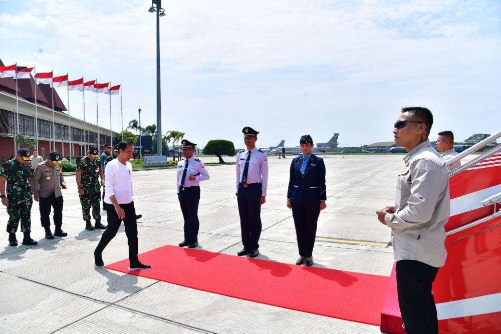 Presiden Jokowi berangkat kunjungan kerja ke Sulawesi Tenggara (dok. Sekretariat Presiden)