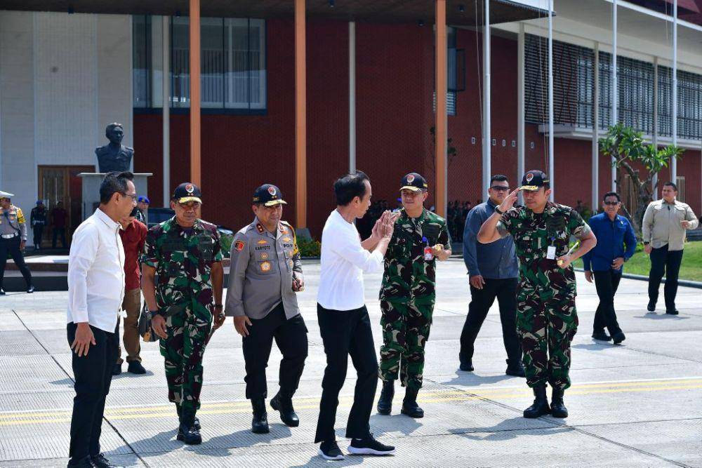 Presiden Jokowi berangkat kunjungan kerja ke Sulawesi Tenggara (dok. Sekretariat Presiden)