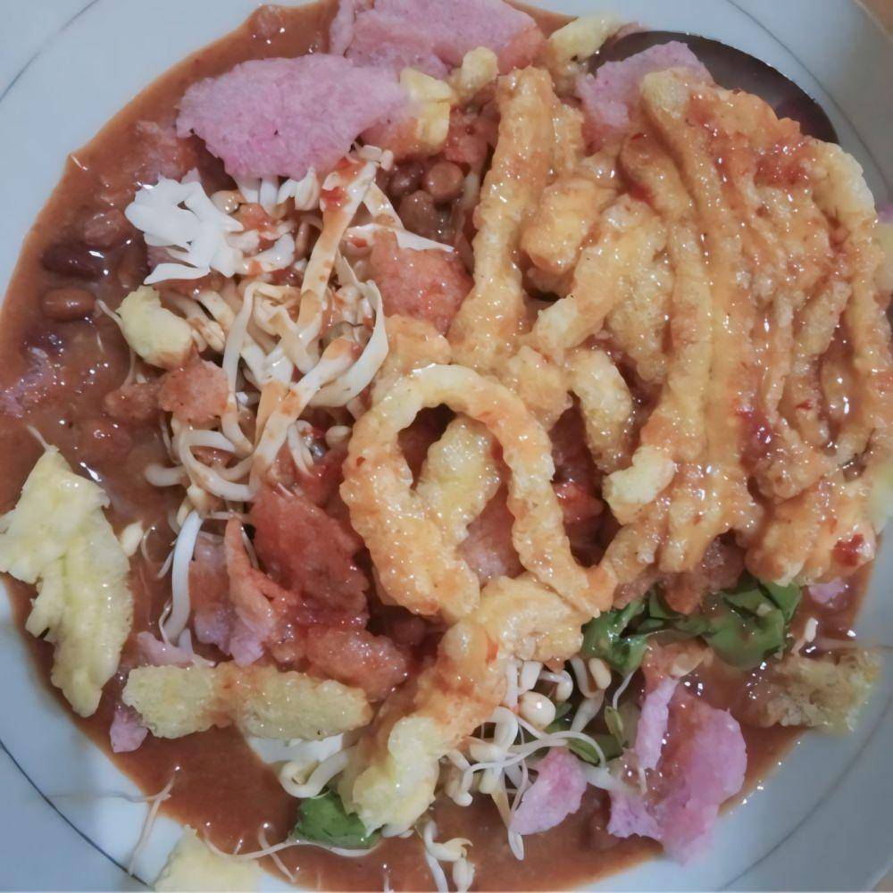 Asinan Betawi H.Asymuni (instagram.com/fitriamelia_aslb)