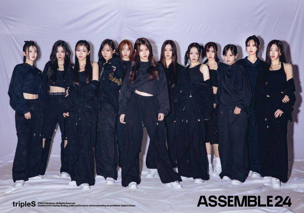 potret tripleS di full album ASSEMBLE24 (twitter.com/triplescosmos)