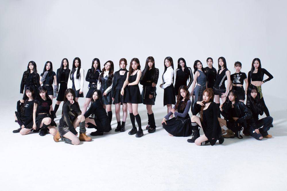 potret tripleS di full album ASSEMBLE24 (twitter.com/triplescosmos)
