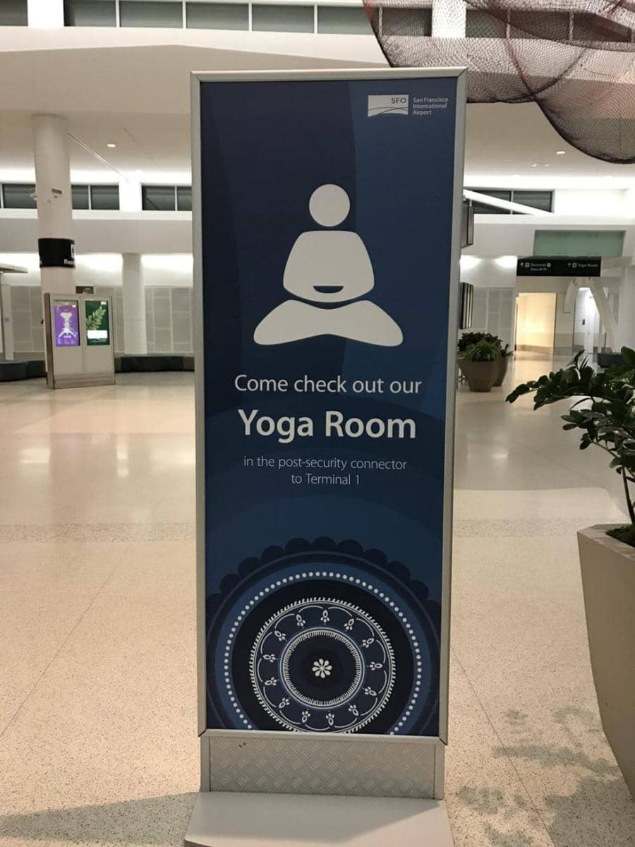 potret hal unik bertema yoga (reddit.com/user/SleepDreamer16)