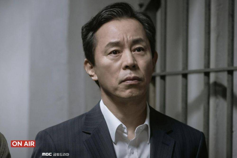cuplikan Choi Duk Moon di drakor Chief Detective 1958 (instagram.com/hoduent)