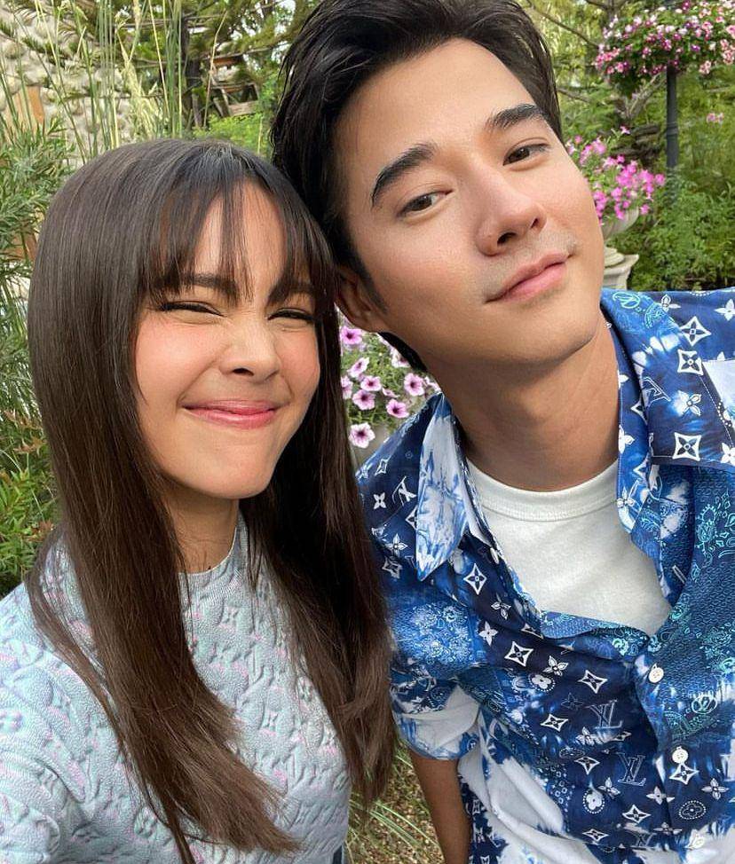 potret akrab Yaya Urassaya dan Mario Maurer (instagram.com/urassayas)