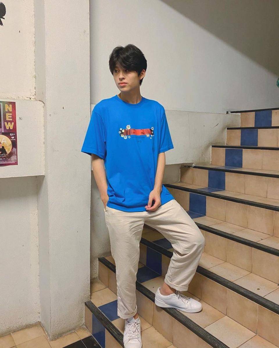 OOTD hangout ala Pond Naravit (instagram.com/ppnaravit)
