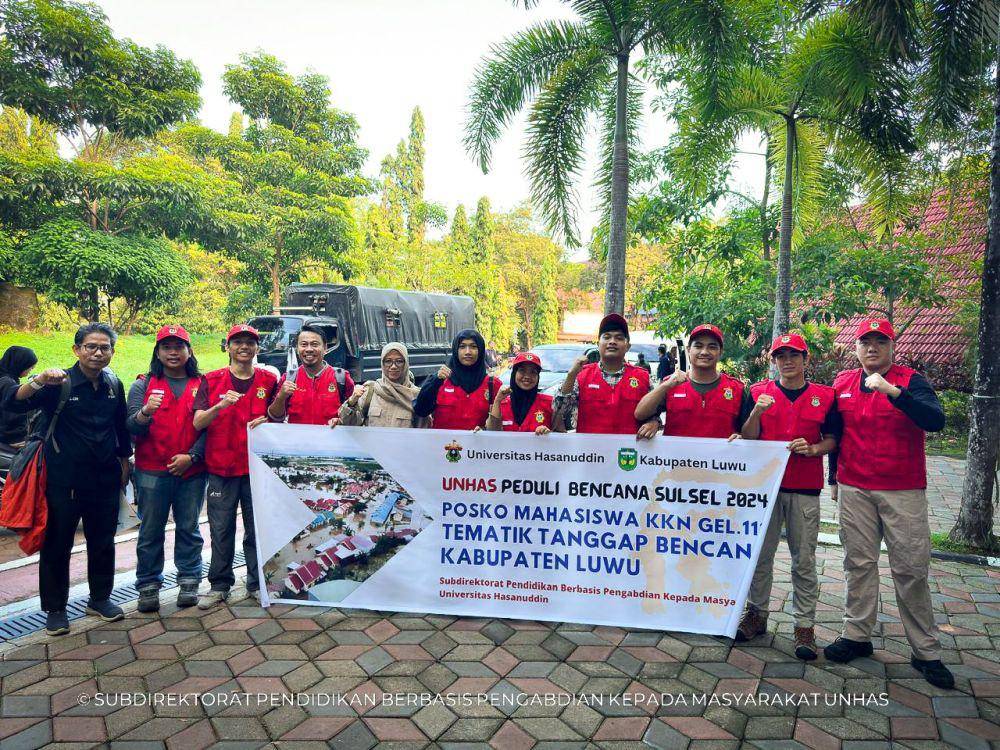 Pemberangkatan mahasiswa Kuliah Kerja Nyata (KKN) Tematik Tanggap Bencana Universitas Hasanuddin ke Kabupaten Luwu pada Jumat 10 Mei 2024. (Dok. Humas Universitas Hasanuddin)