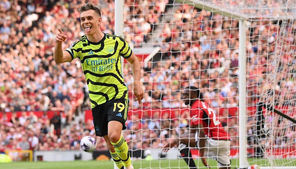 Leandro Trossard Bantu Arsenal Ungguli MU di Babak I