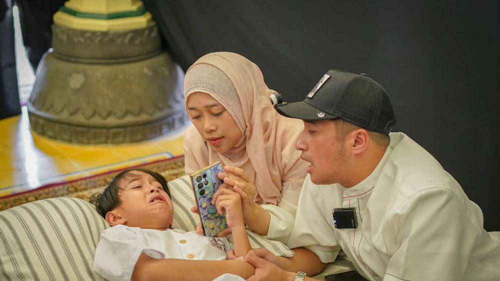 khitan anak Irfan Hakim (Instagram.com/irfanhakim75)
