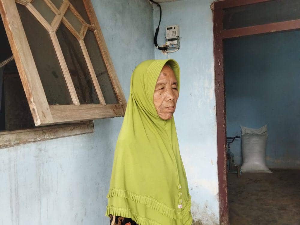Paitun, jemaah haji tertua di Kabupaten Malang pada 2024. (IDN Times/Rizal Adhi Pratama)
