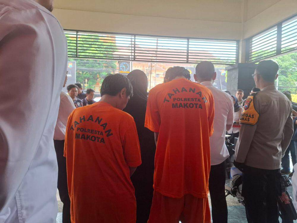 Konferensi pers kasus pencurian diikuti pembunuhan kepada mahasiswi di Malang. (IDN Times/Rizal Adhi Pratama)