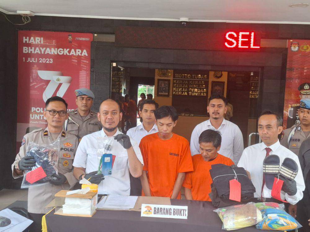 Konferensi pers kasus pencurian diikuti pembunuhan kepada mahasiswi di Malang. (IDN Times/Rizal Adhi Pratama)