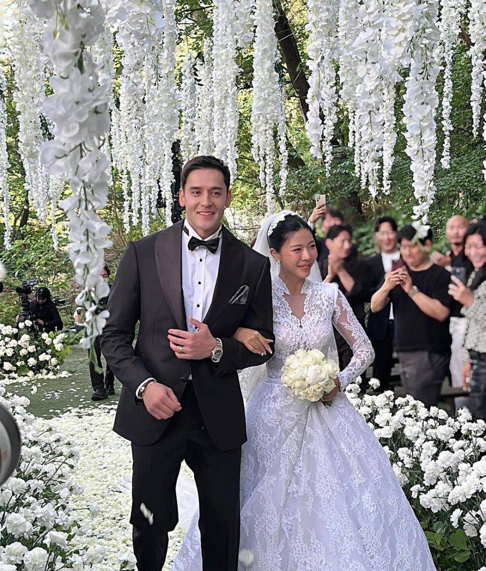 potret pesta pernikahan Julien Kang dan JJ (instagram.com/julienkang)
