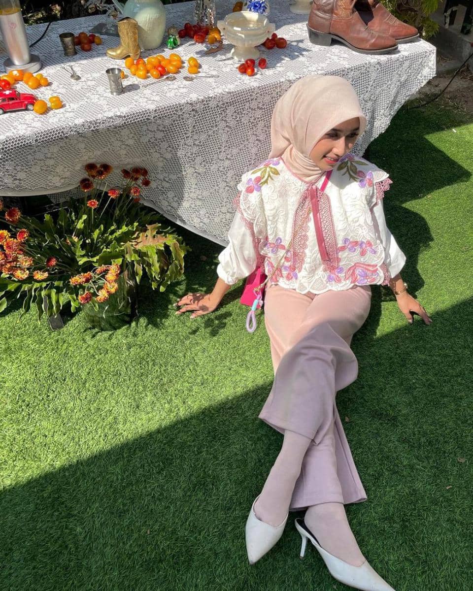 Risa Larasati (instagram.com/fachrisaa_)