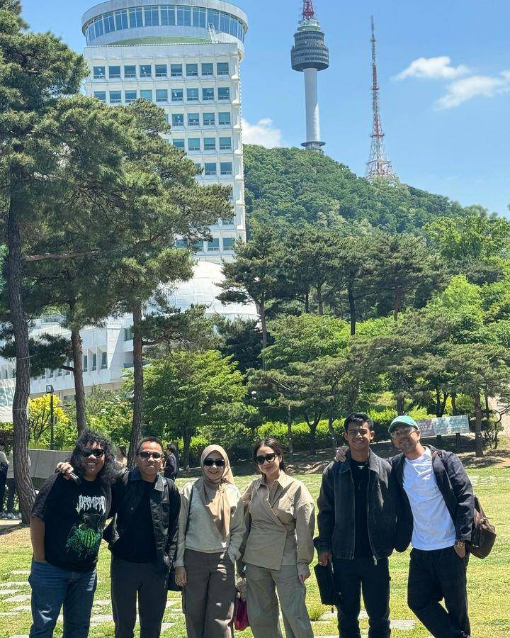potret Raffi Ahmad dan Nagita Slavina bertemu Pratama Arhan di Korea Selatan (instagram.com/raffinagita1717)