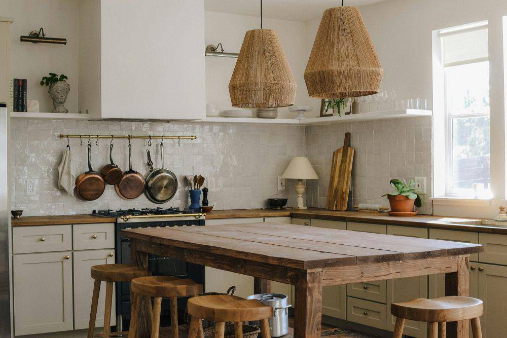 inspirasi dapur (unsplash.com/soseyinteriors)