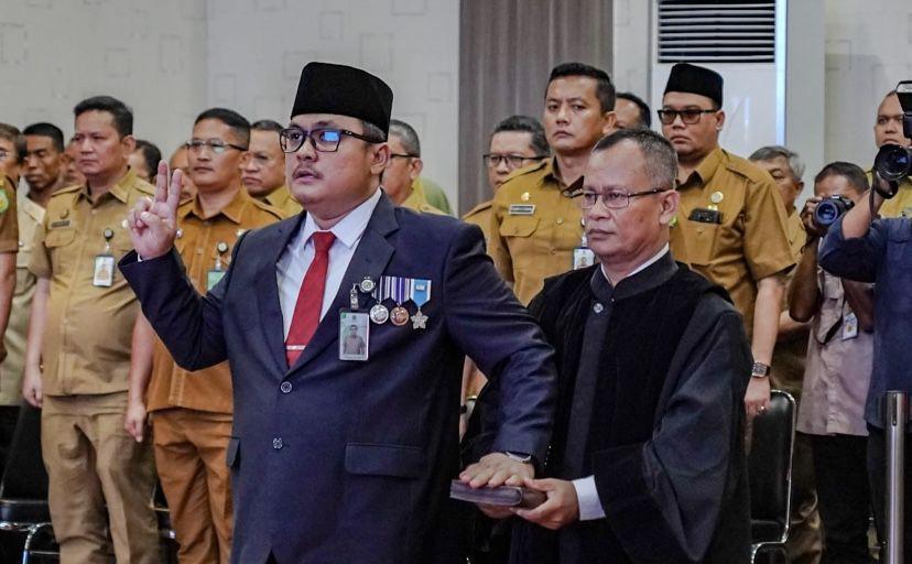 Topan Ginting dilantik sebagai Pj Sekretaris Pemko Medan (Dok. Diskominfo Medan)