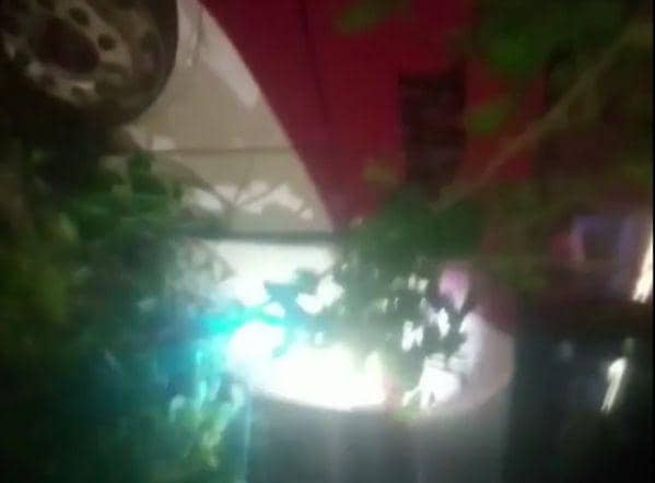 Tangkap layar video amatir bus pascamasuk jurang 50 meter di Lampung Barat. (IDN Times/Istimewa).