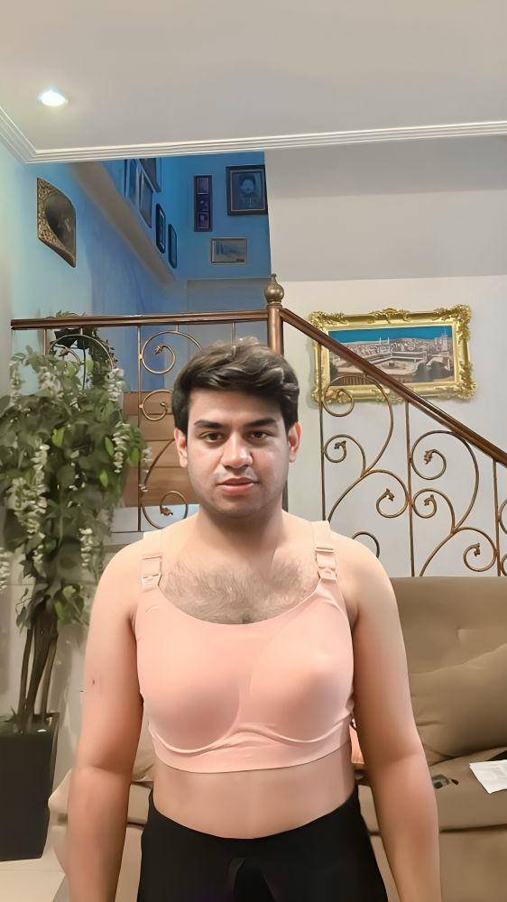 potret kocak Fadil Jaidi kenakan bra dan celana legging khusus ibu hamil (instagram.com/fadiljaidi)