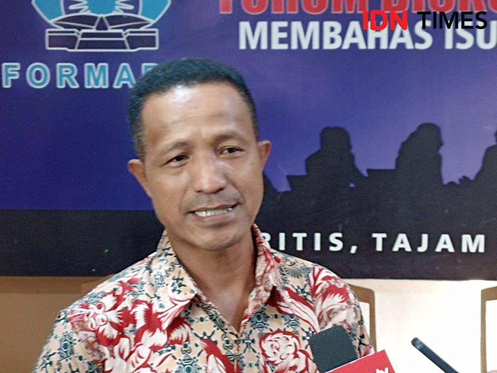 Peneliti Formappi Lucius Karius mendorong PDIP dan PKS jadi oposisi. (IDN Times/Amir Faisol)