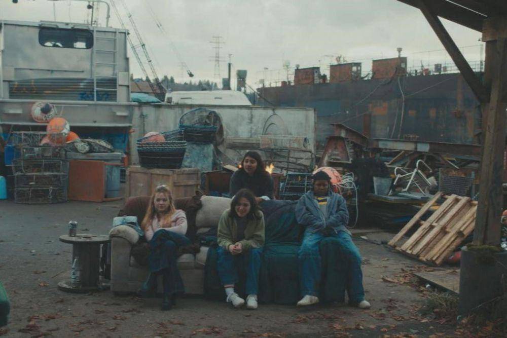 Under the Bridge (dok. Hulu/Under the Bridge)