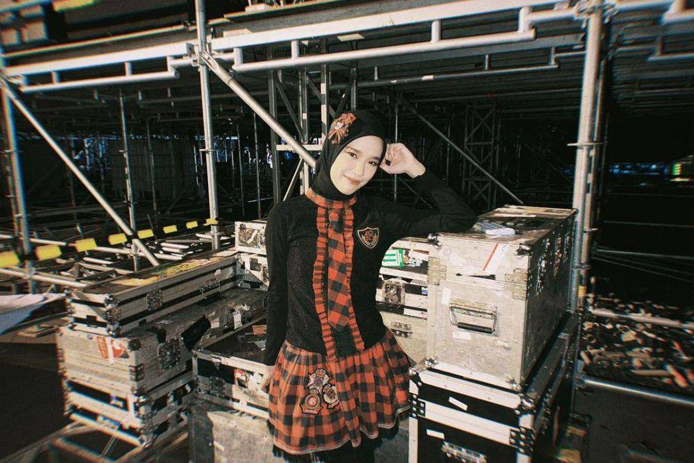 Beby eks JKT48 (instagram.com/bchsr_)