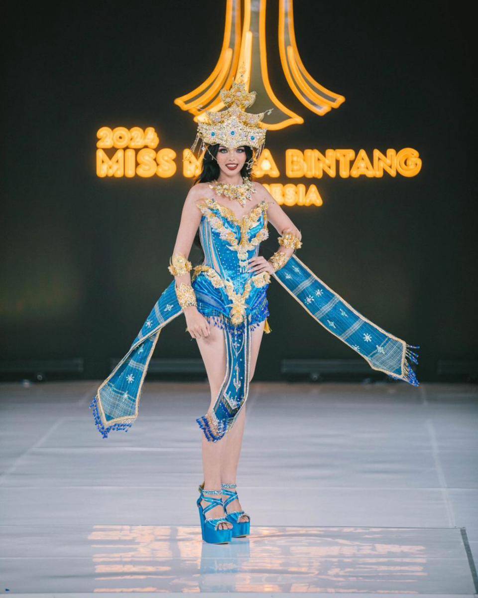 Potret Busana Culture Festive di Preliminary Miss Mega Bintang 2024 (Instagram.com/yayasanduniamegabintang)