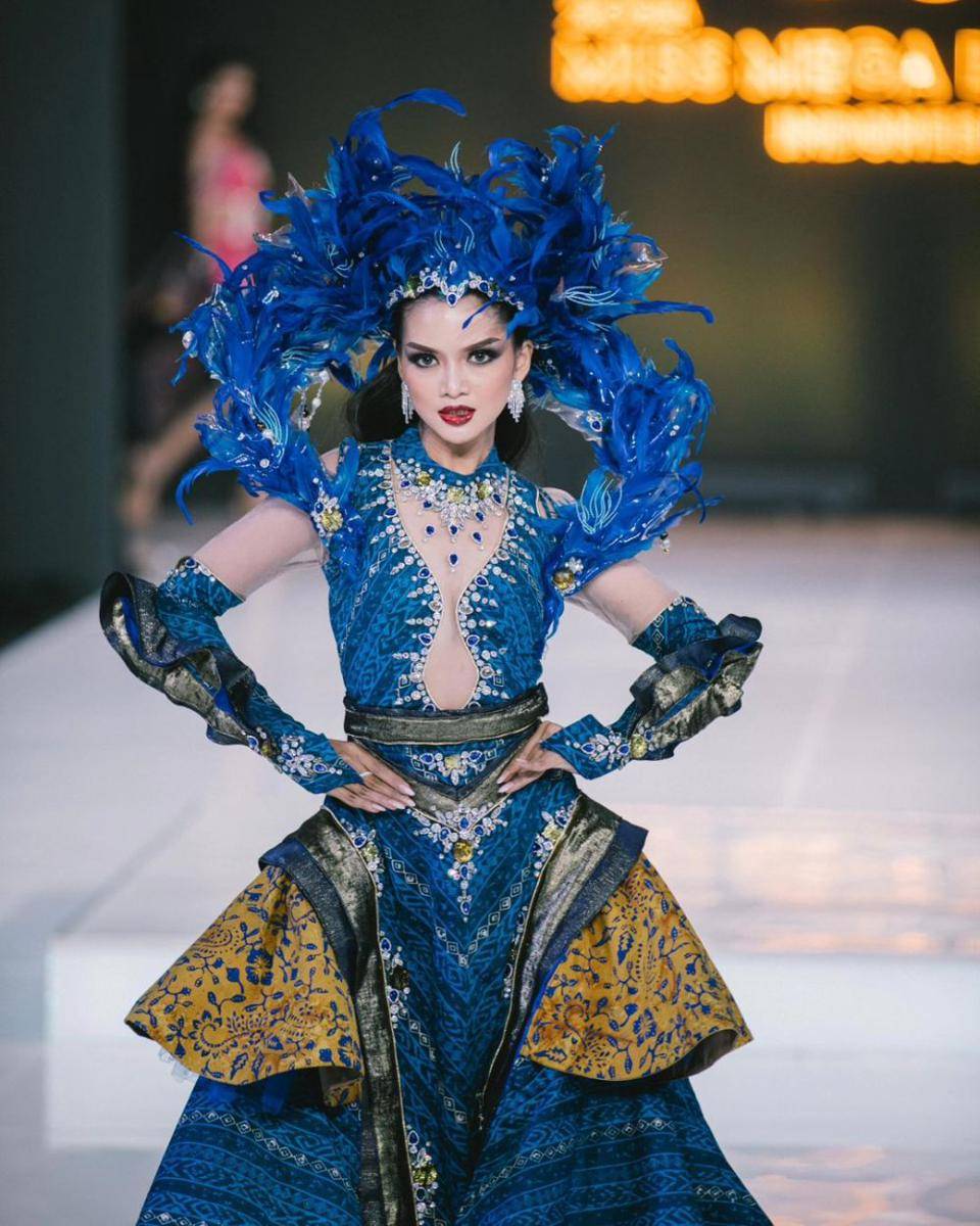Potret Busana Culture Festive di Preliminary Miss Mega Bintang 2024 (Instagram.com/yayasanduniamegabintang)