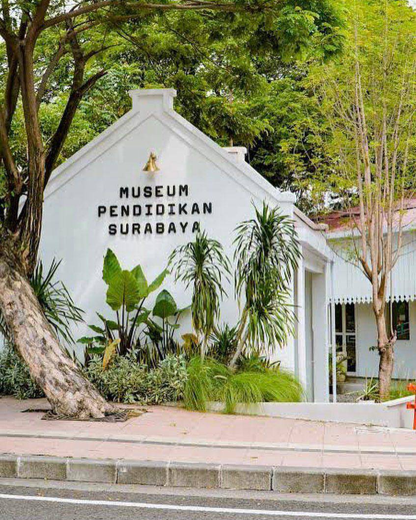 potret Museum Pendidikan Surabaya (instagram.com/arinanrl_)
