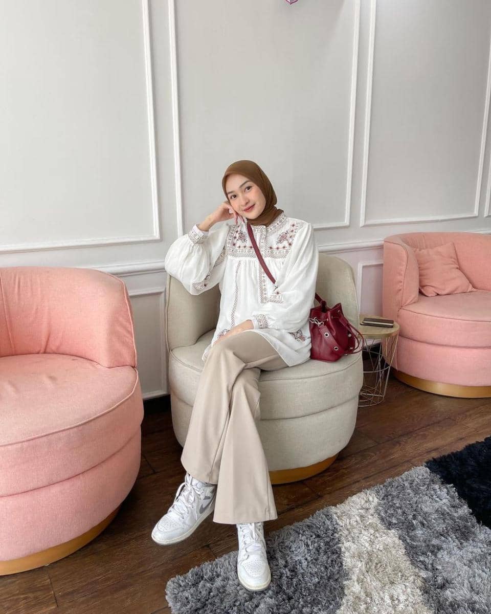 inspirasi OOTD ala Ingrid Yulika (instagram.com/ingridyulikaa)