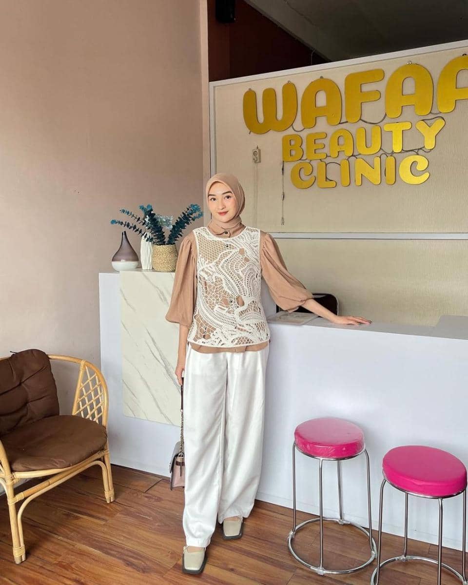 inspirasi OOTD ala Ingrid Yulika (instagtam.com/ingridyulikaa)