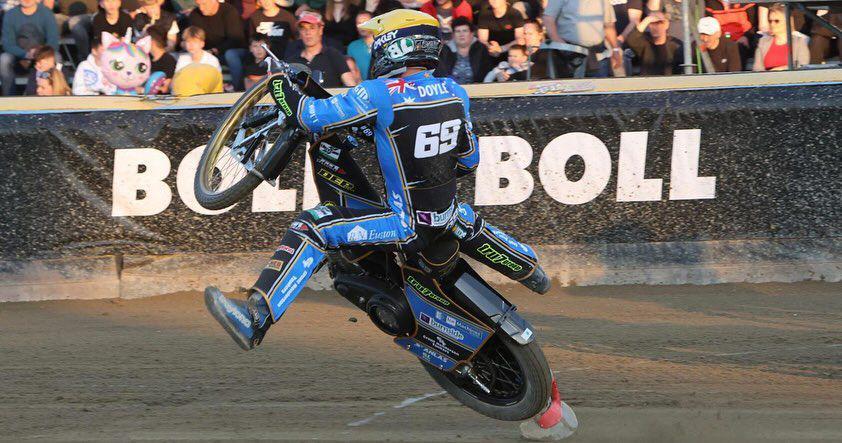 Mengenal Speedway: Balapan Unik Belok Kiri Terus, Motor Tanpa Rem!