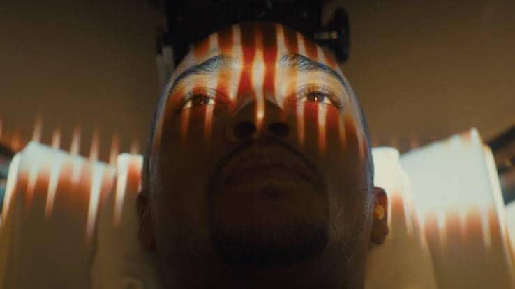 Synchronic (dok. Well Go USA Entertainment/Synchronic)