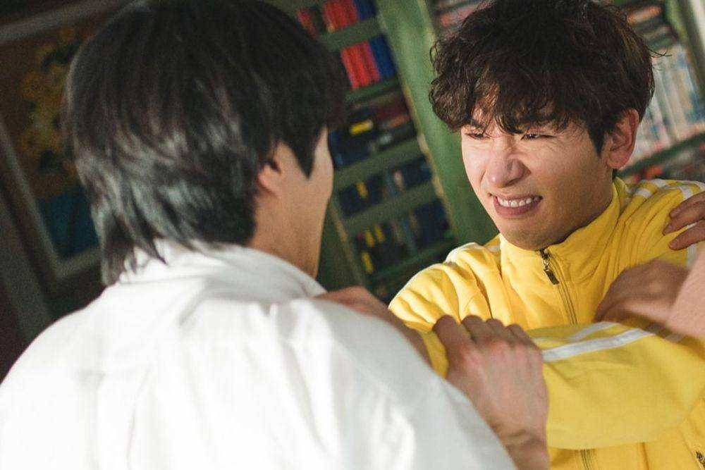 still cut drakor Lovely Runner (Instagram.com/tvn_drama)