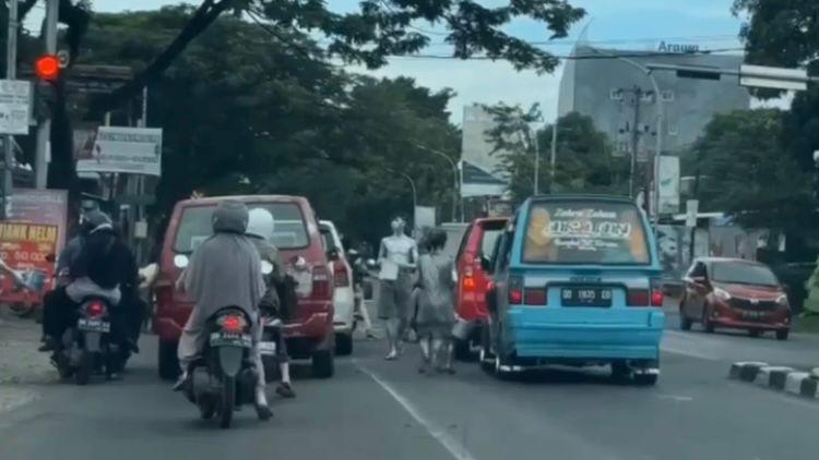 Dinsos Makassar Ancam Tak Salurkan Bansos ke Pengemis-Anak Jalanan