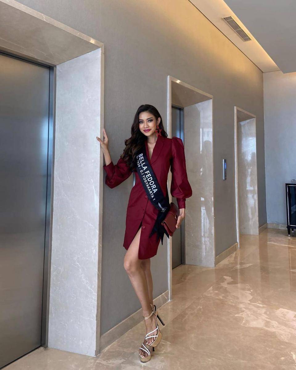 Potret Finalis Miss Mega Bintang Indonesia 2024 Saat Sesi Interview (Instagram.com/fedorabella)