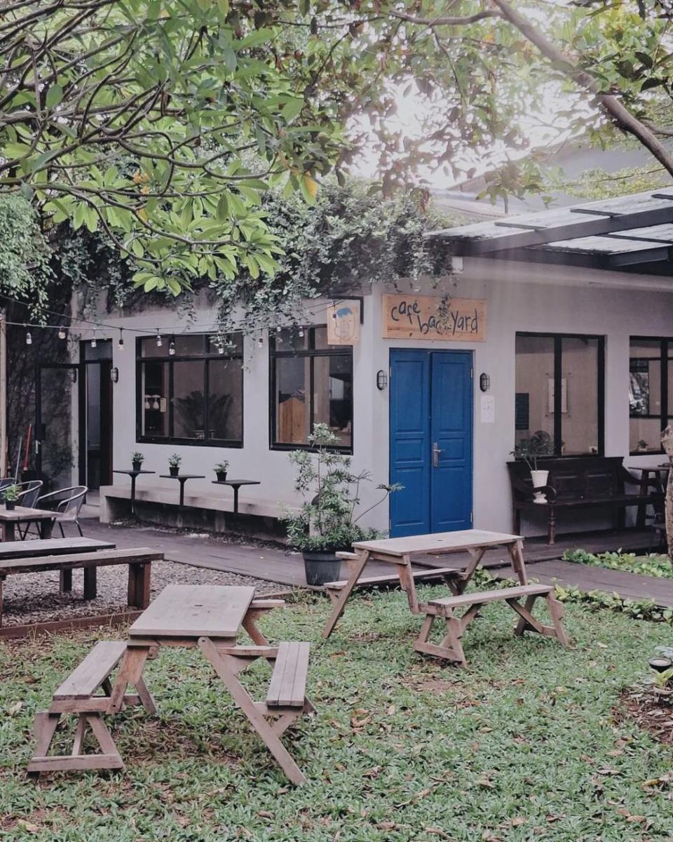 4 Rekomendasi Cafe Syahdu di Jakarta, Suasana bak di Bandung