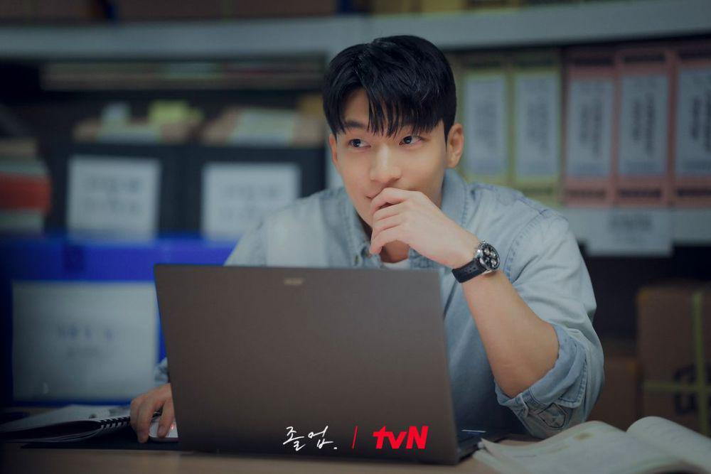 7 Bukti Lee Joon Ho Sosok Ambisius di The Midnight Romance in Hagwon