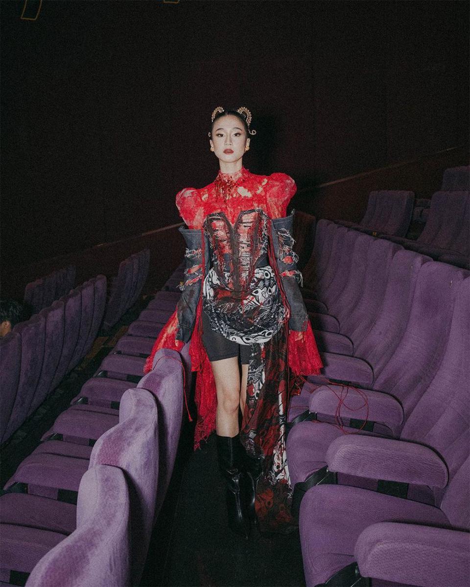 potret Keisya Levrona di gala premiere Malam Pencabut Nyawa (instagram.com/keisyalevronka)