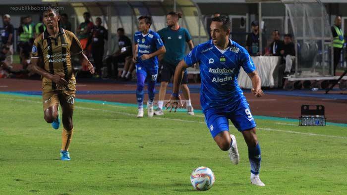 Ezra Walian Dikabarkan Hengkang dari Persib, Gabung ke Persik Kediri