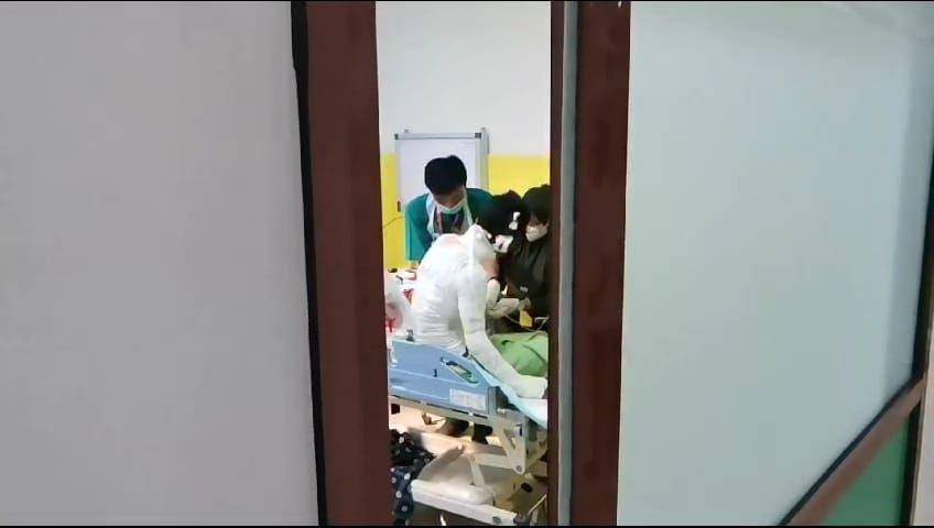 Korban saat jalani perawatan di Korban, lanjutnya sempat dirawat di RSUD dr. Hardjono Ponorogo. IDN Times/ Istimewa