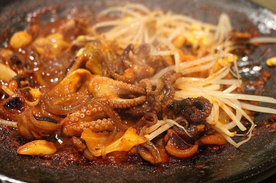 jjukkumi bokkeum (commons.wikimedia.org/대경라이프)