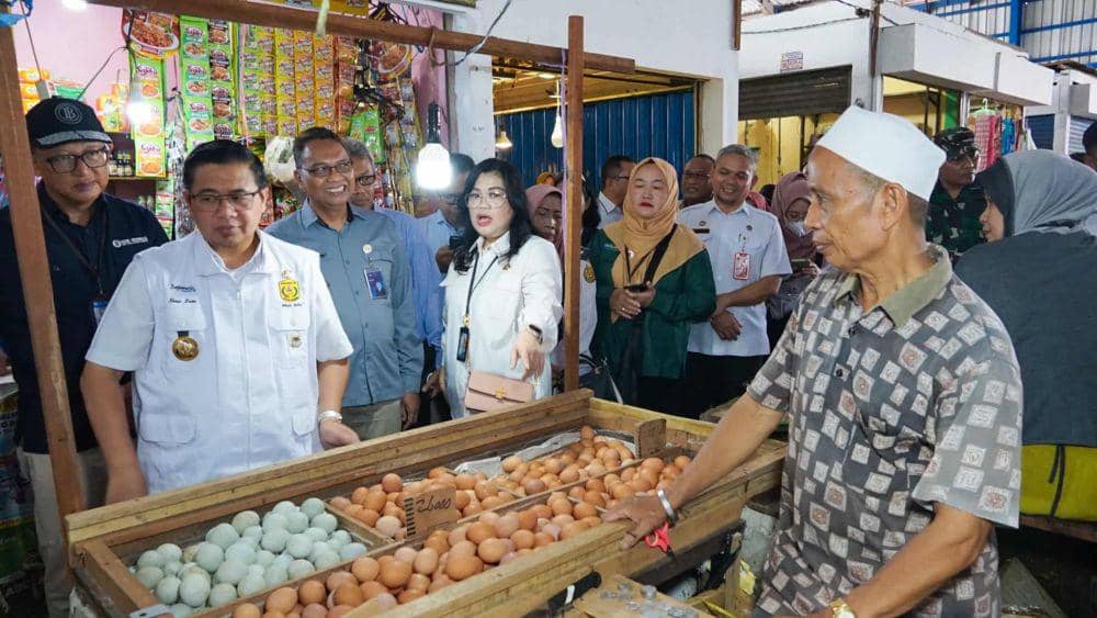 Wali kota Banjarmasin, Ibnu Sina, monitoring pasar tradisional di Banjarmasin