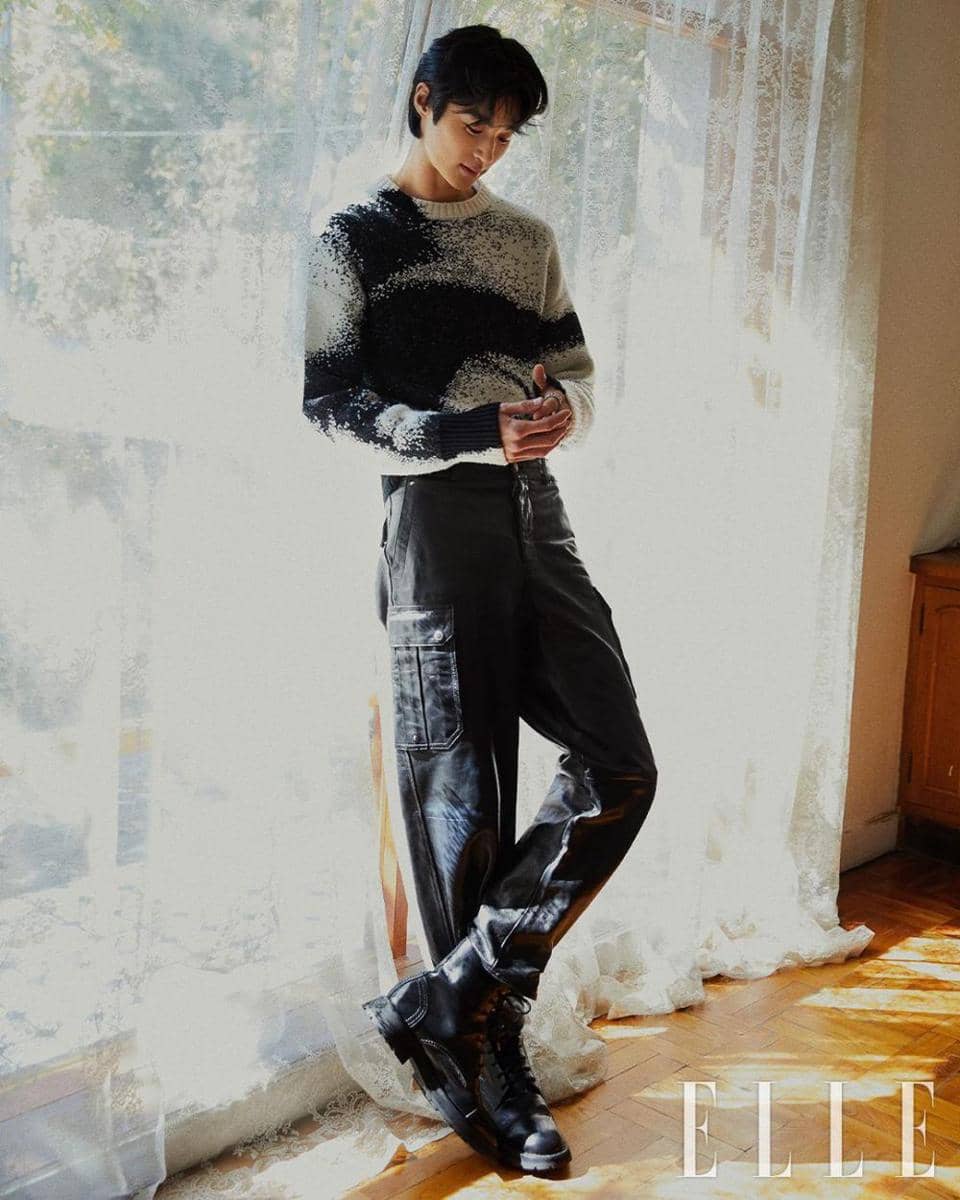 gaya smart casual Byeon Woo Seok (instagram.com/byeonwooseok)