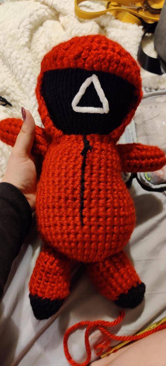 potret boneka rajutan tangan bertema Squid Game (reddit.com/user/cynical-duck)