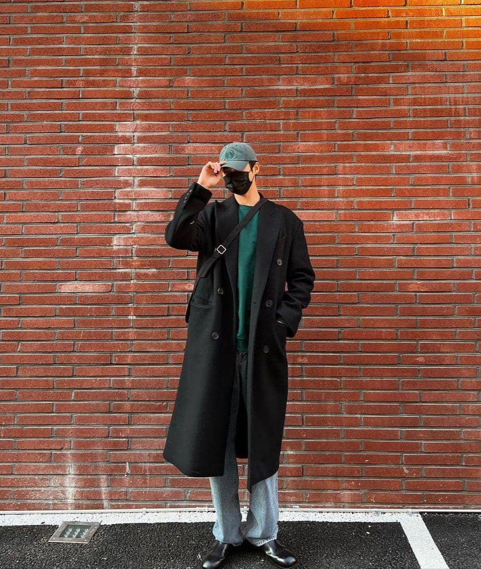 gaya smart casual Byeon Woo Seok (instagram.com/byeonwooseok)