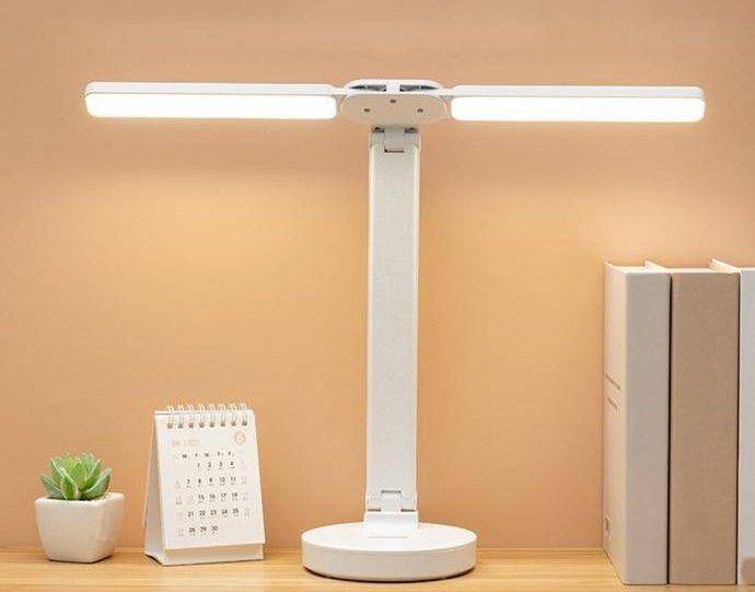lampu meja LED (tokopedia.com)
