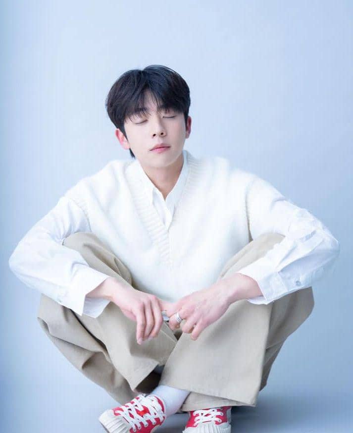 Chae Jong Hyeop (instagram.com/chaejh_)