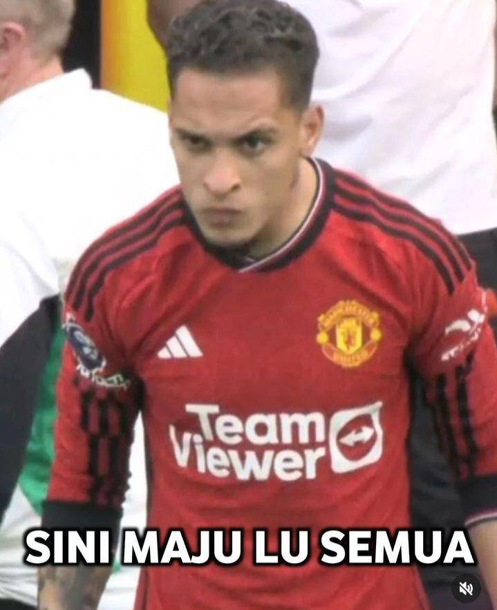 meme Antony (instagram.com/black.football.id)