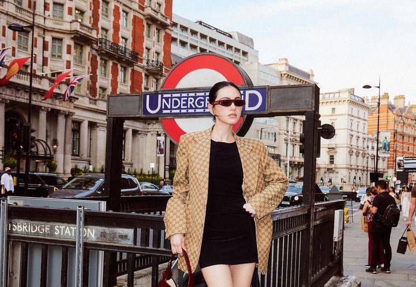 potret Davika Hoorne di London (instagram.com/davikah)
