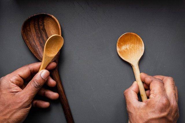 Spoon Theory (unsplash.com/louishansel)